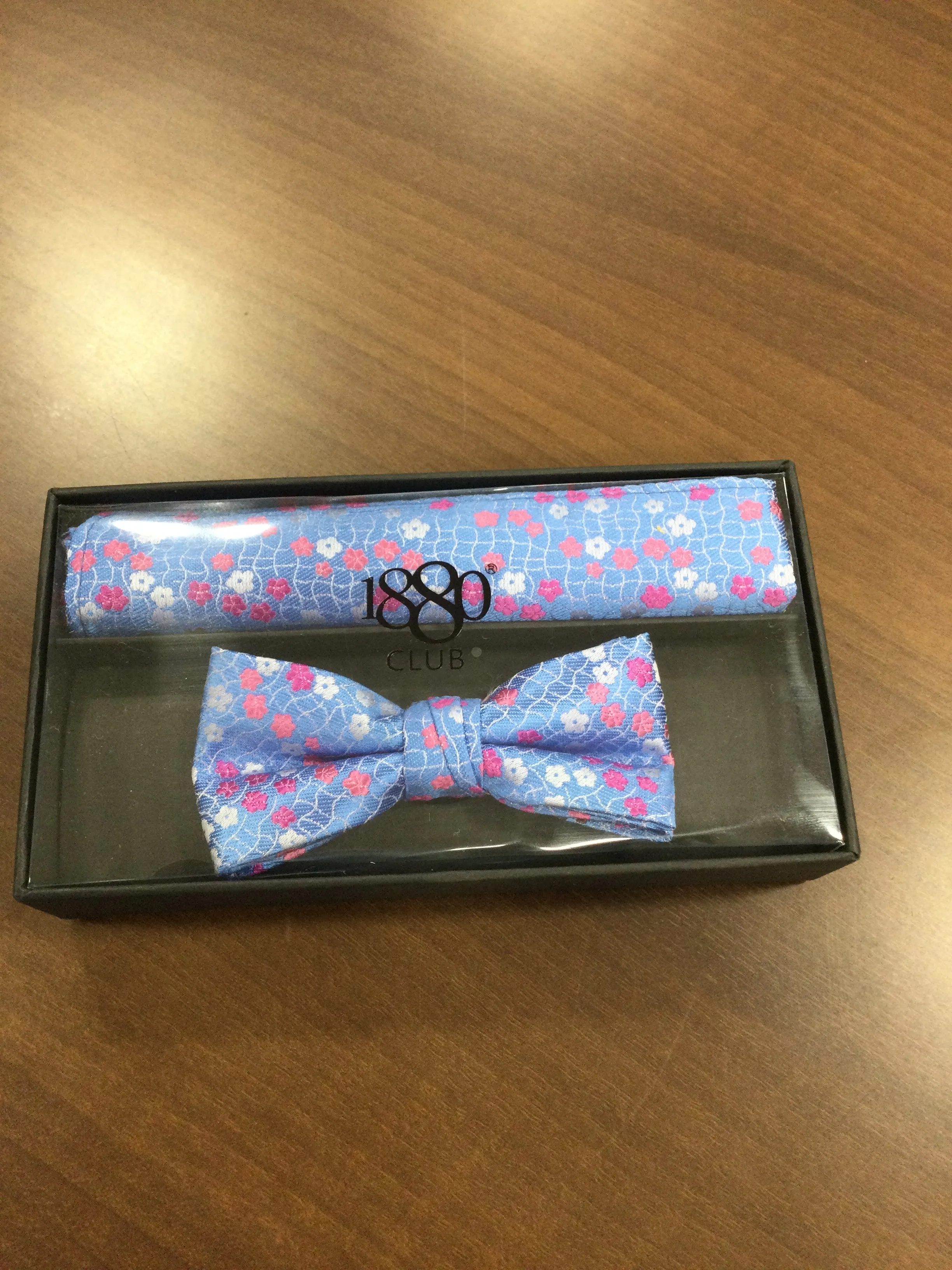 1880 Club Bow Tie and Pocket Square Set