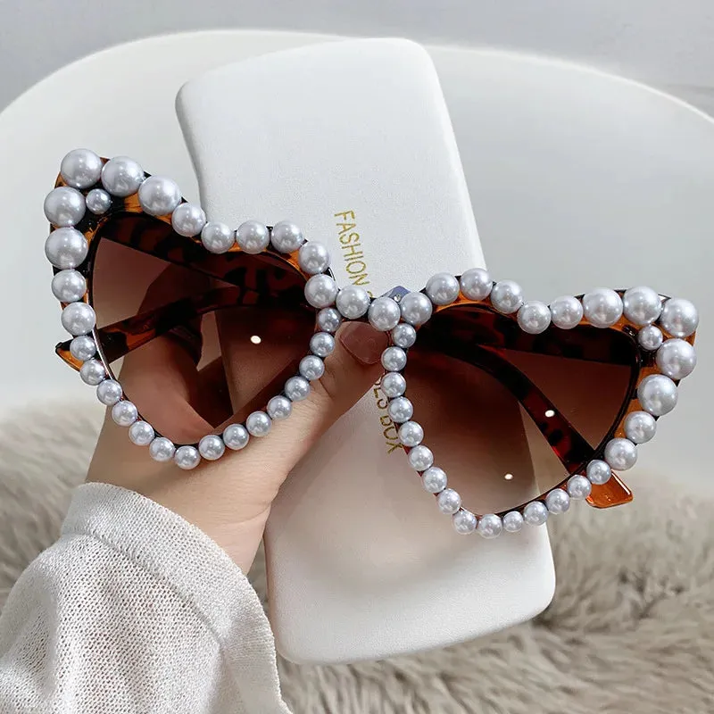 Aesthetic Oversized Heart Pearl Sunglasses