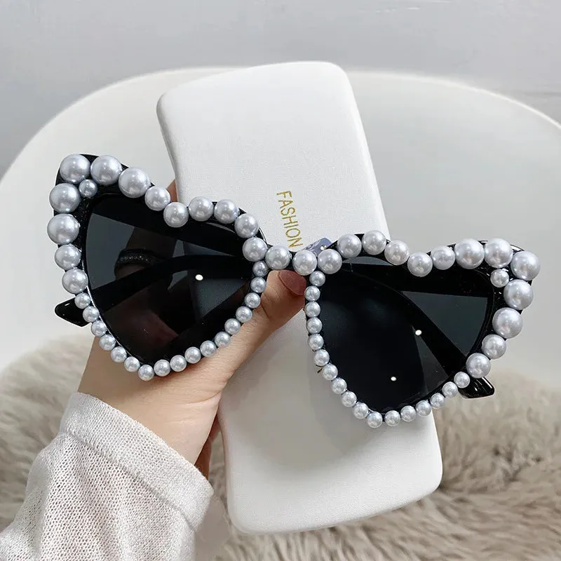 Aesthetic Oversized Heart Pearl Sunglasses