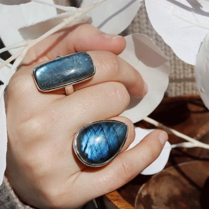 Clancy Labradorite Teardrop Ring