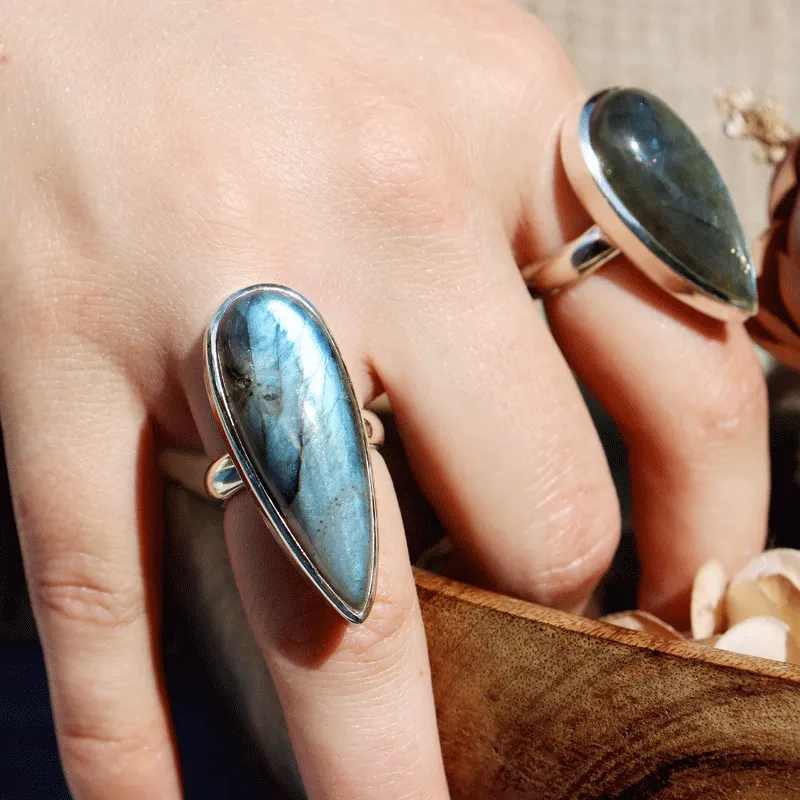 Clancy Labradorite Teardrop Ring