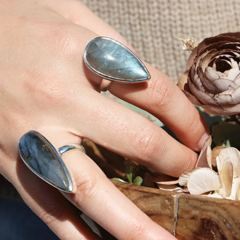 Clancy Labradorite Teardrop Ring