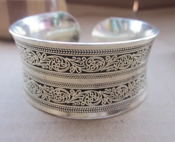 Concave Tibetan Silver Vintage Tribal Bangle Cuff Bracelet