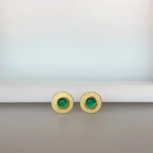 Disc stud earrings with green stones