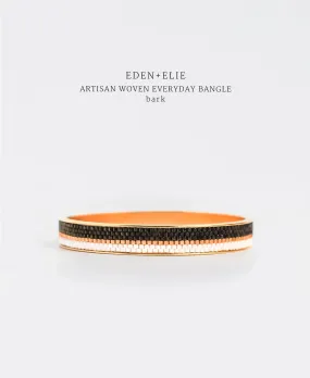 EDEN   ELIE Everyday gold narrow bangle - bark brown