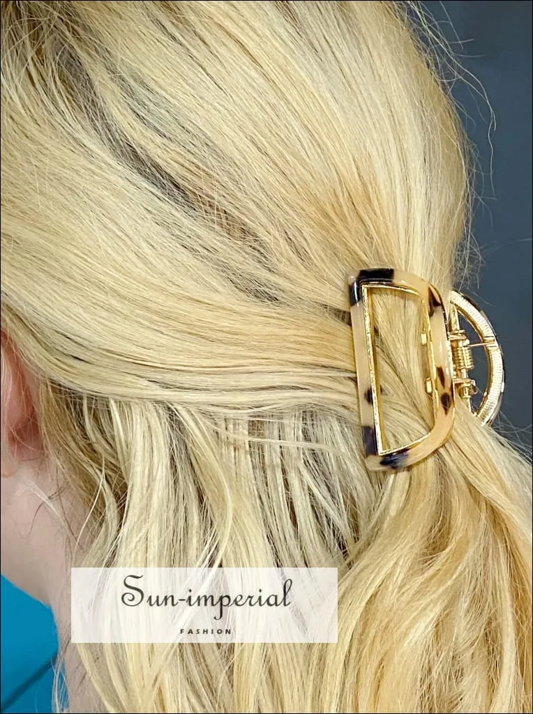 Gold Plated Stylish Outlined Hair Claw