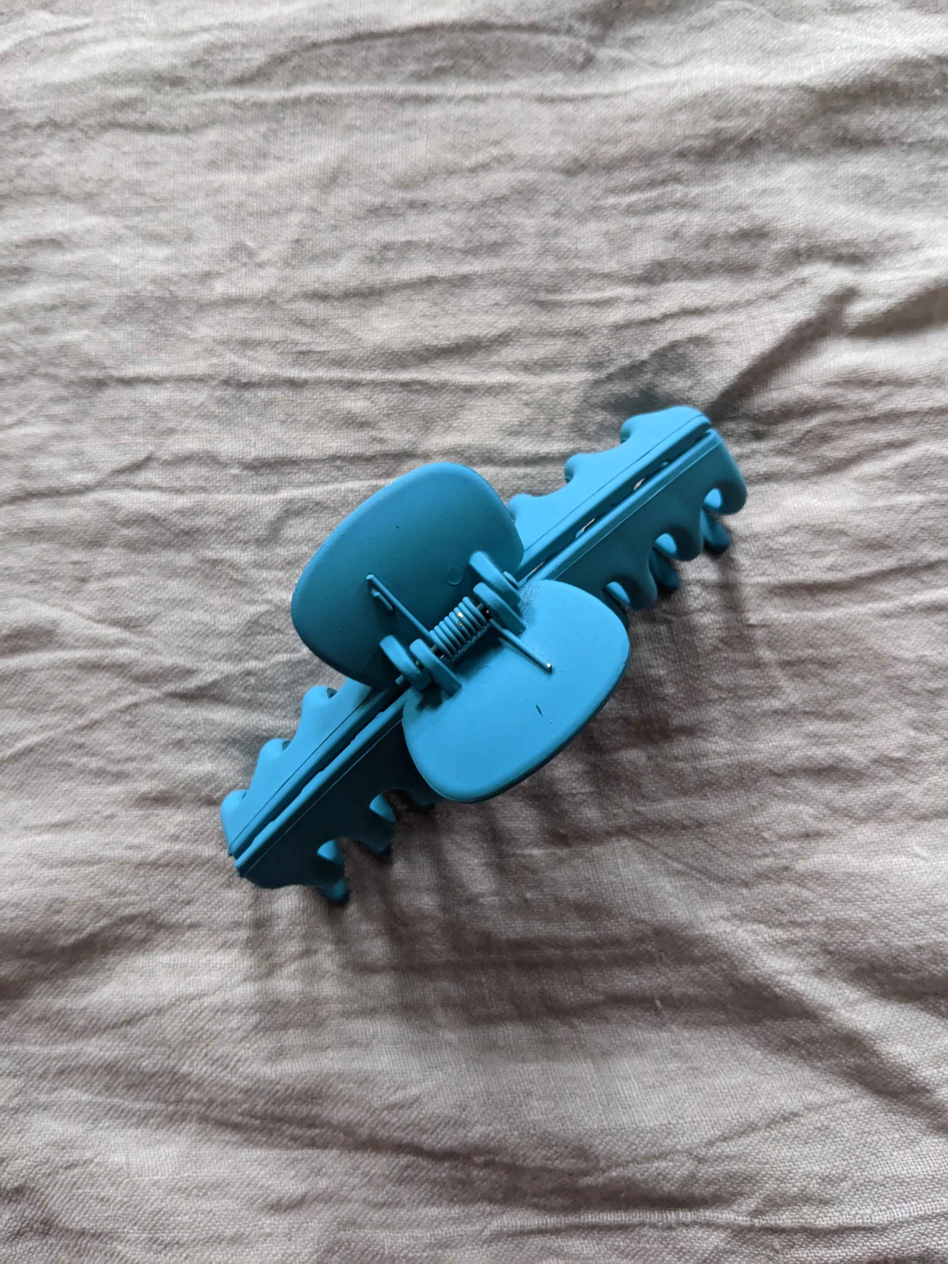 Light Blue Medium Claw Clip