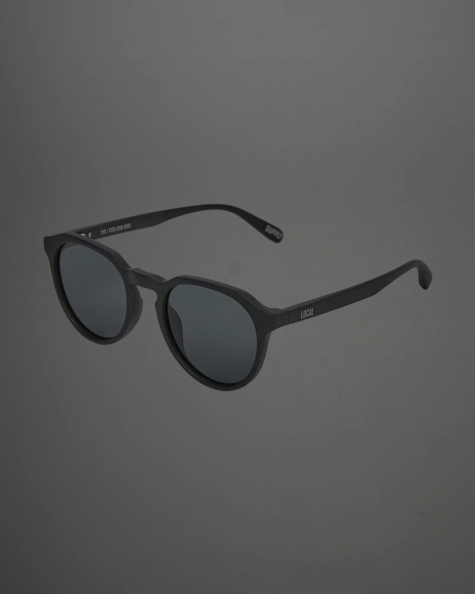 LOCAL SUPPLY SUNNIES TYO - BLACK