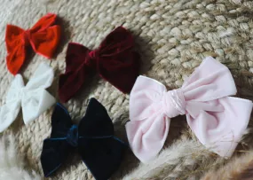 Meia Pata Large Double Velvet Hair Bow