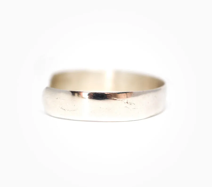 Minimalist Heavyweight Cuff - Women’s Silver Jewelry