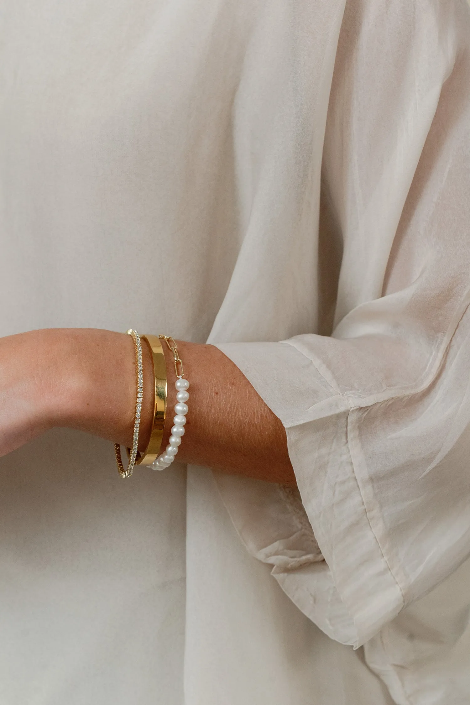 Paige Pearl Paperclip Bracelet