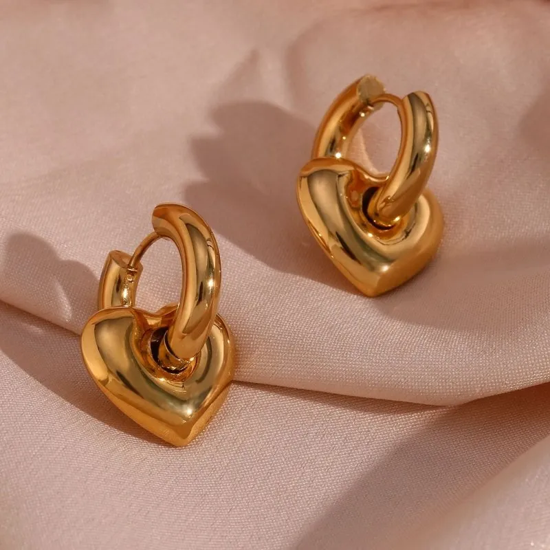 Simple Light Luxury Ear Clip Ear Hoop Jewelry Stainless Steel Gold Plated Glossy Heart Embellished Thick Earrings