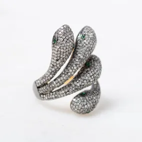 Snakes with Emerald Eyes Ring