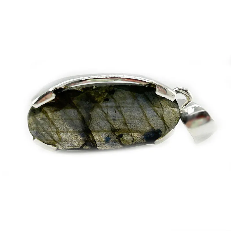 Stella Labradorite Oval Bohemian Pendant