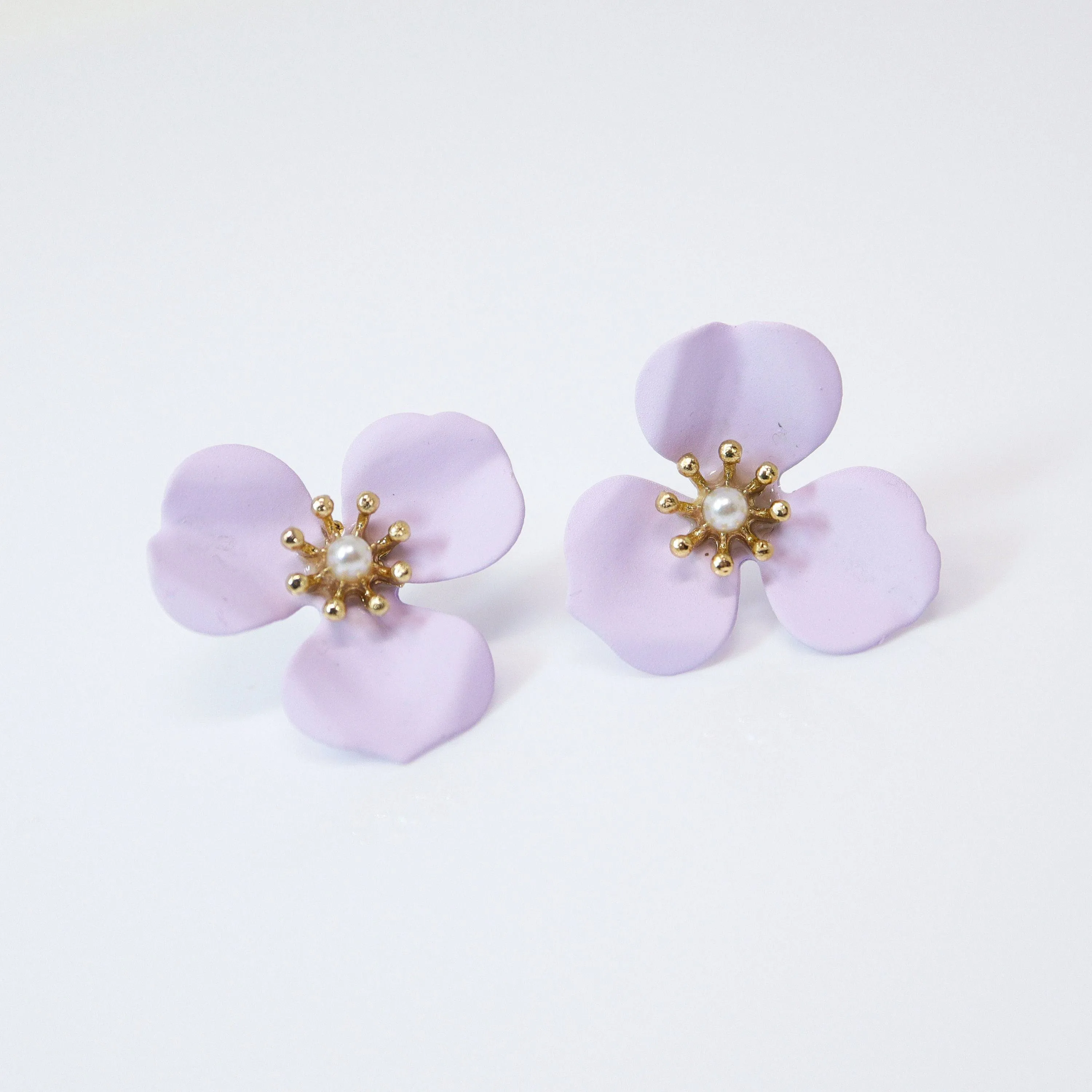 Three Petal Lavender Flower Pearl Earrings, Bridal Jewelry, Bridal Stud Earrings, Bridal Earrings, Statement Earrings, Bridesmaid Earring.