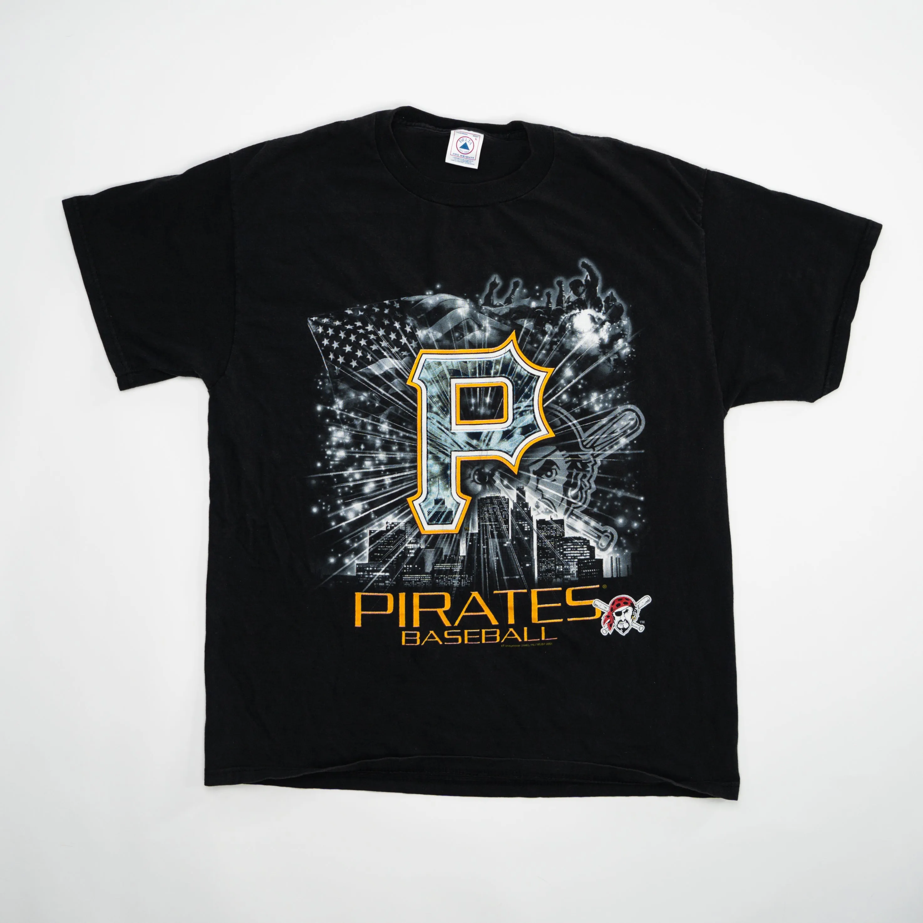 Vintage '01 Pirates Baseball MLB Tee (M)