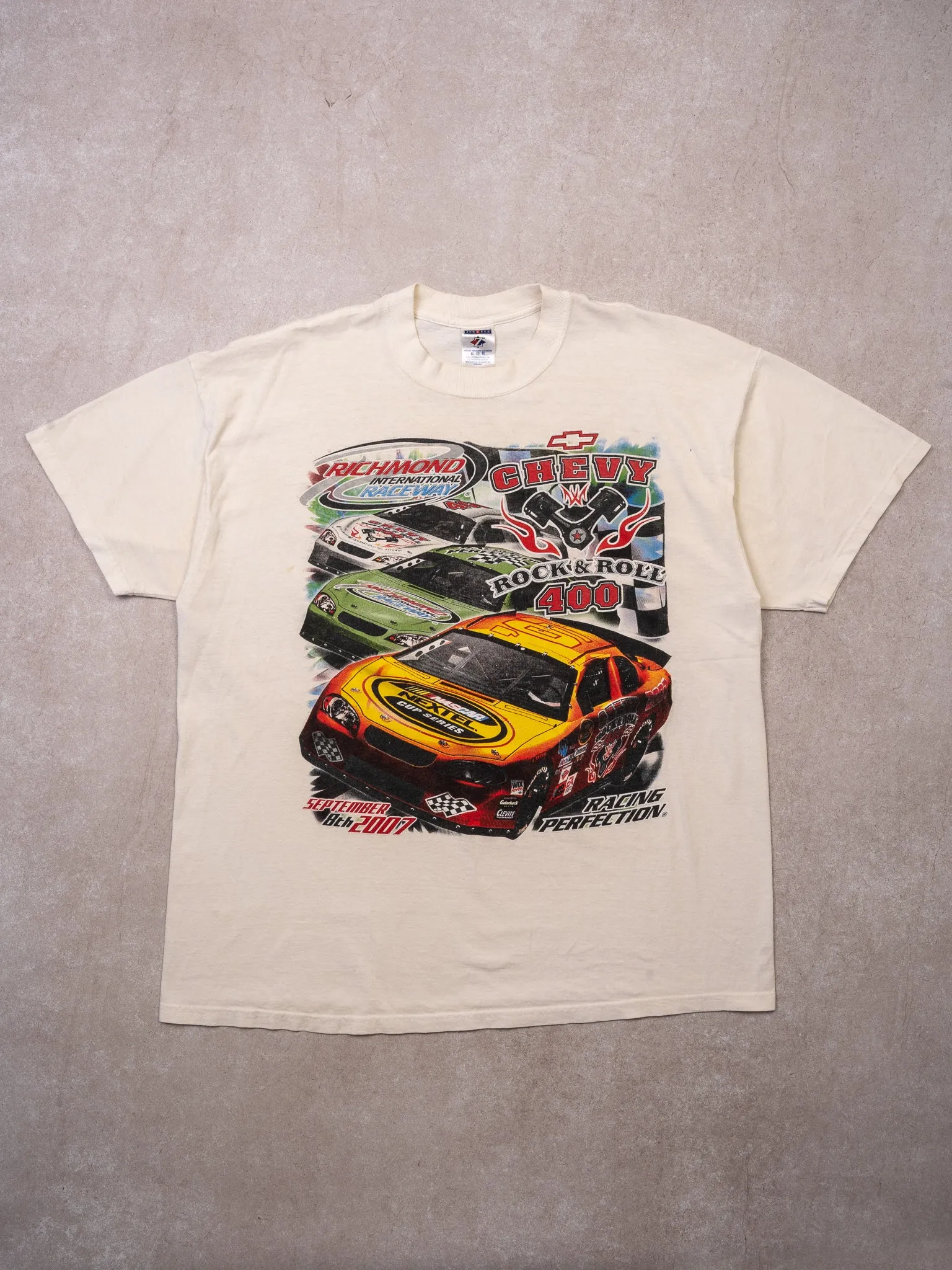 Vintage '07 Richmond International Raceway Chevy 400 Tee (L)